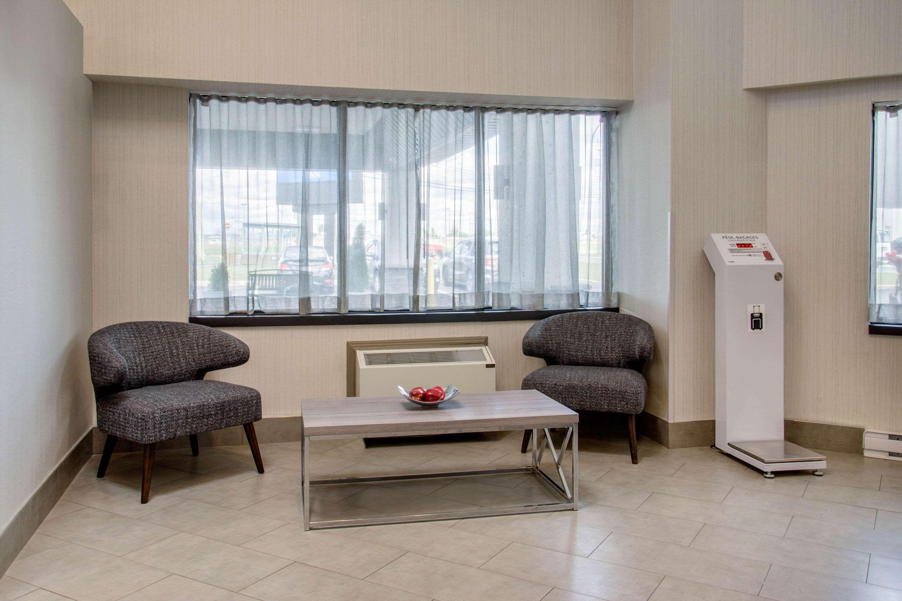 Comfort Inn Aeroport Dorval Esterno foto